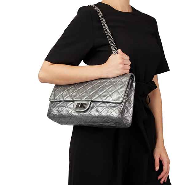 Túi xách Chanel Calfskin Leather Double Flap Bag màu xám kim loại